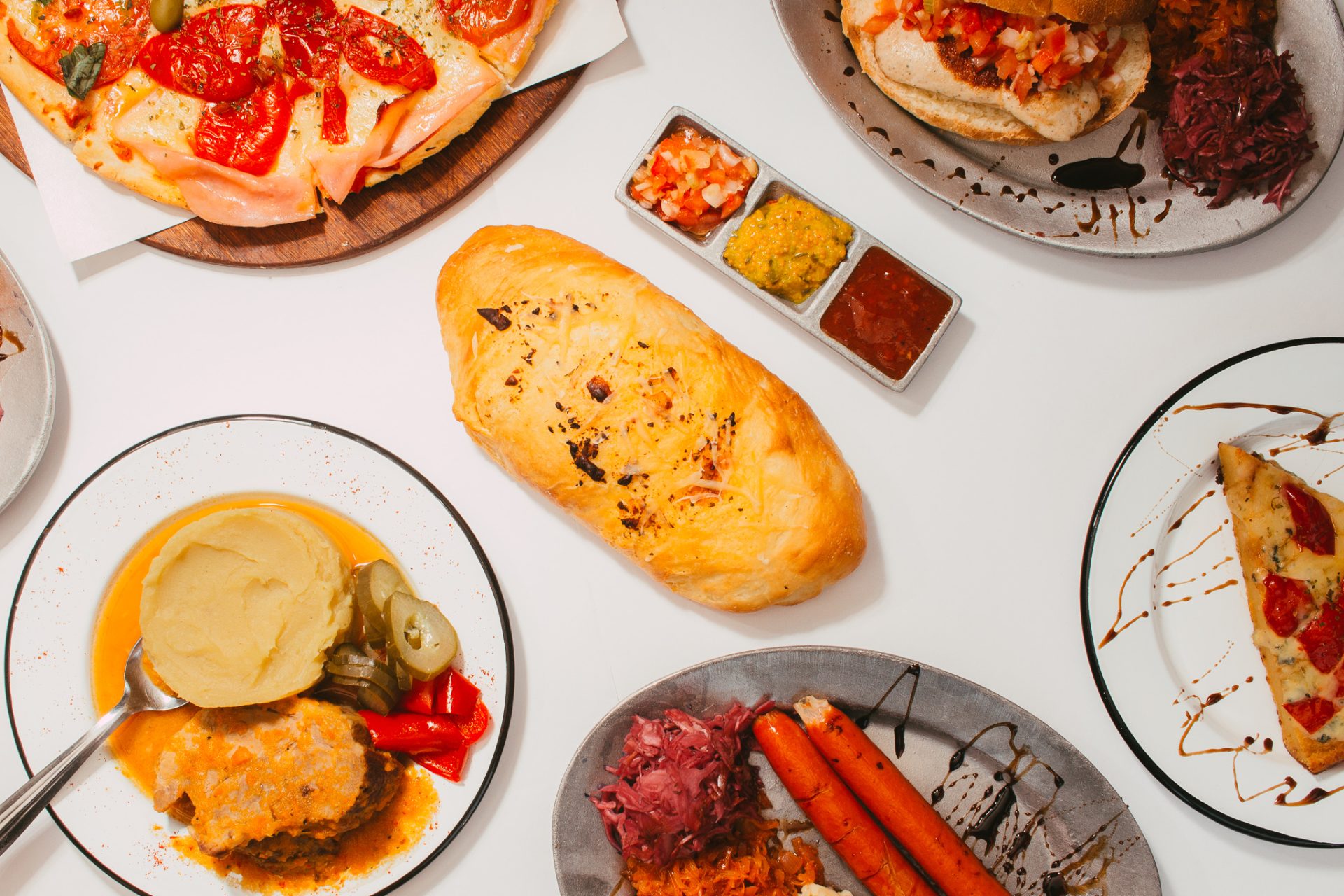 SALÓN INDEPENDENCIA